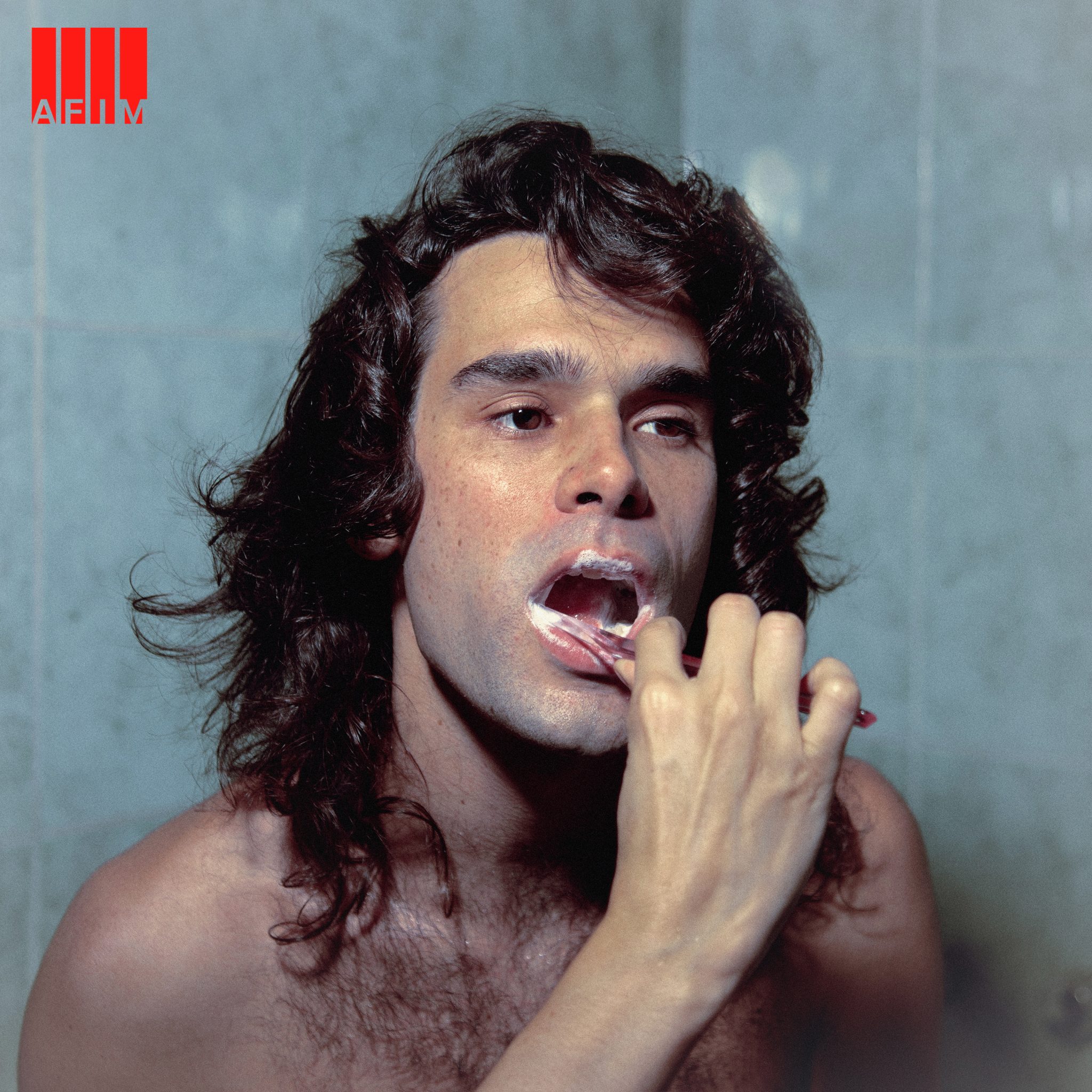 Zé Ibarra’s AFIM: The Brazilian Album That Feels Like Coming Home