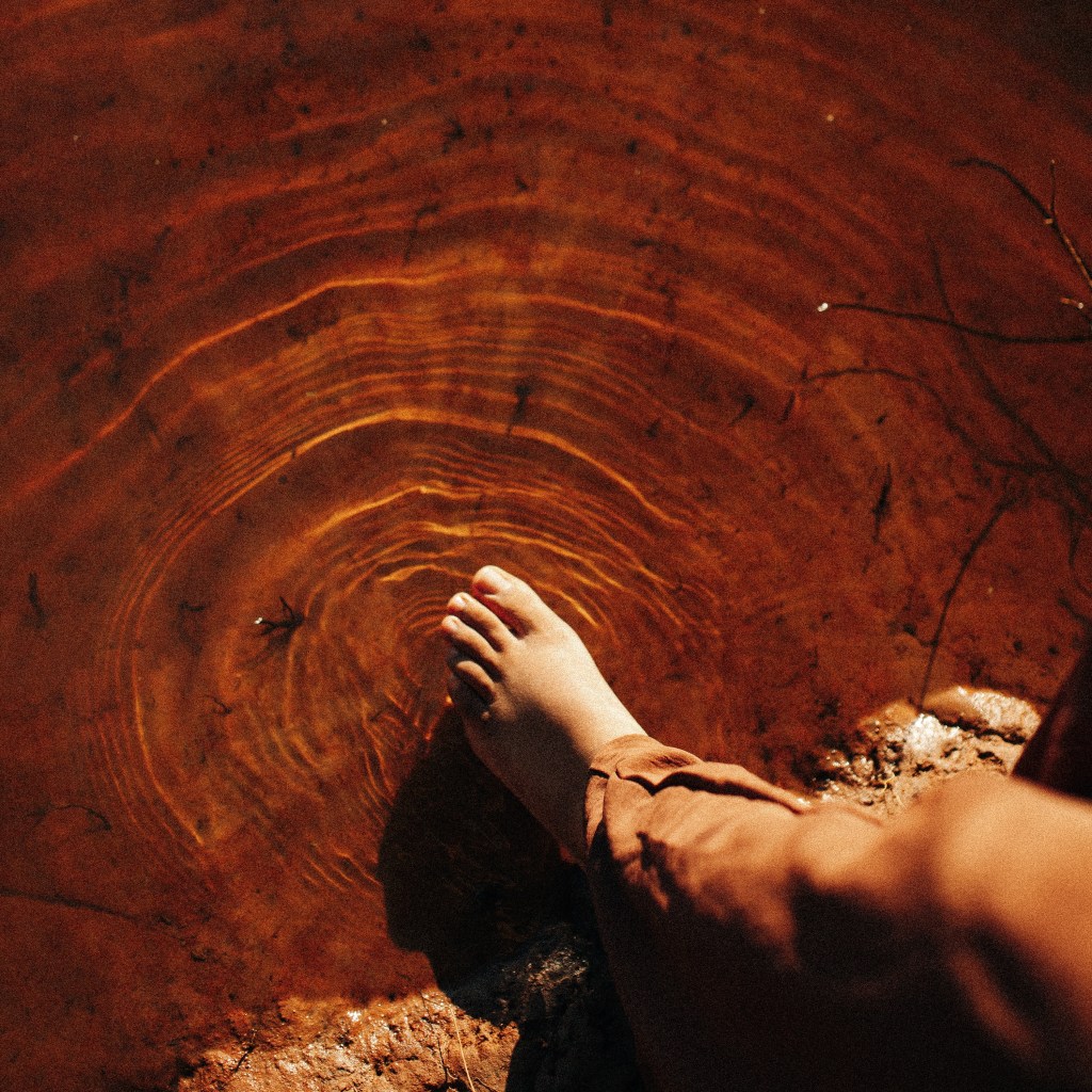 Josie Transforma Emoções em Música: O EP ‘Sensações’ Que Você Precisa&nbsp;Ouvir