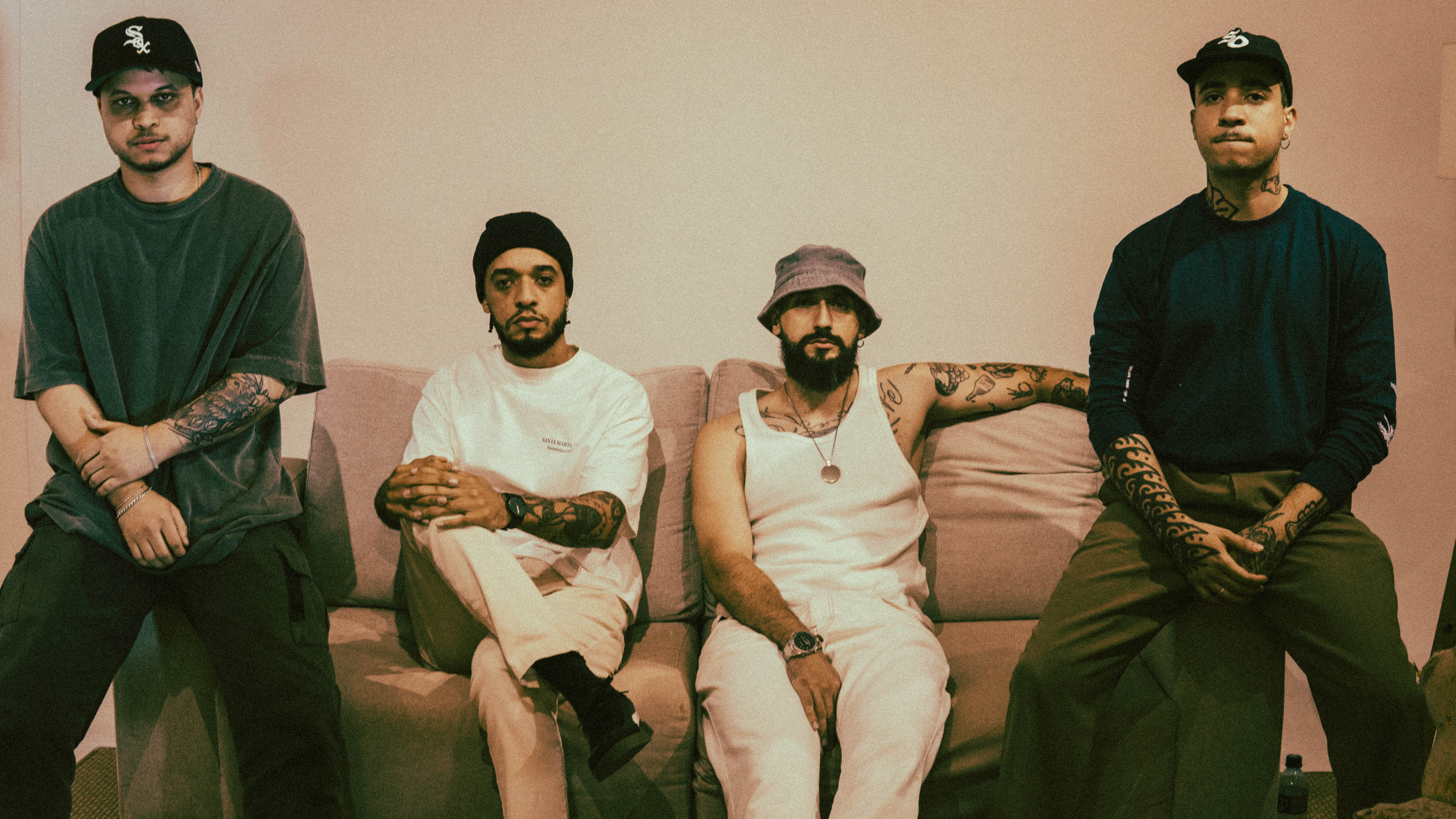Sta. Marta & Sedex quebram fronteiras entre jazz brasileiro e rap em “Ao Vivo”