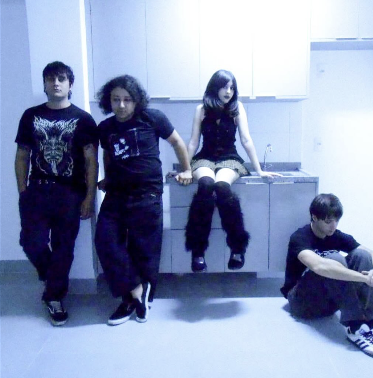 “Beijo Turquesa”: Stela transforma amor e dor em uma das rock baladas mais intensas do ano