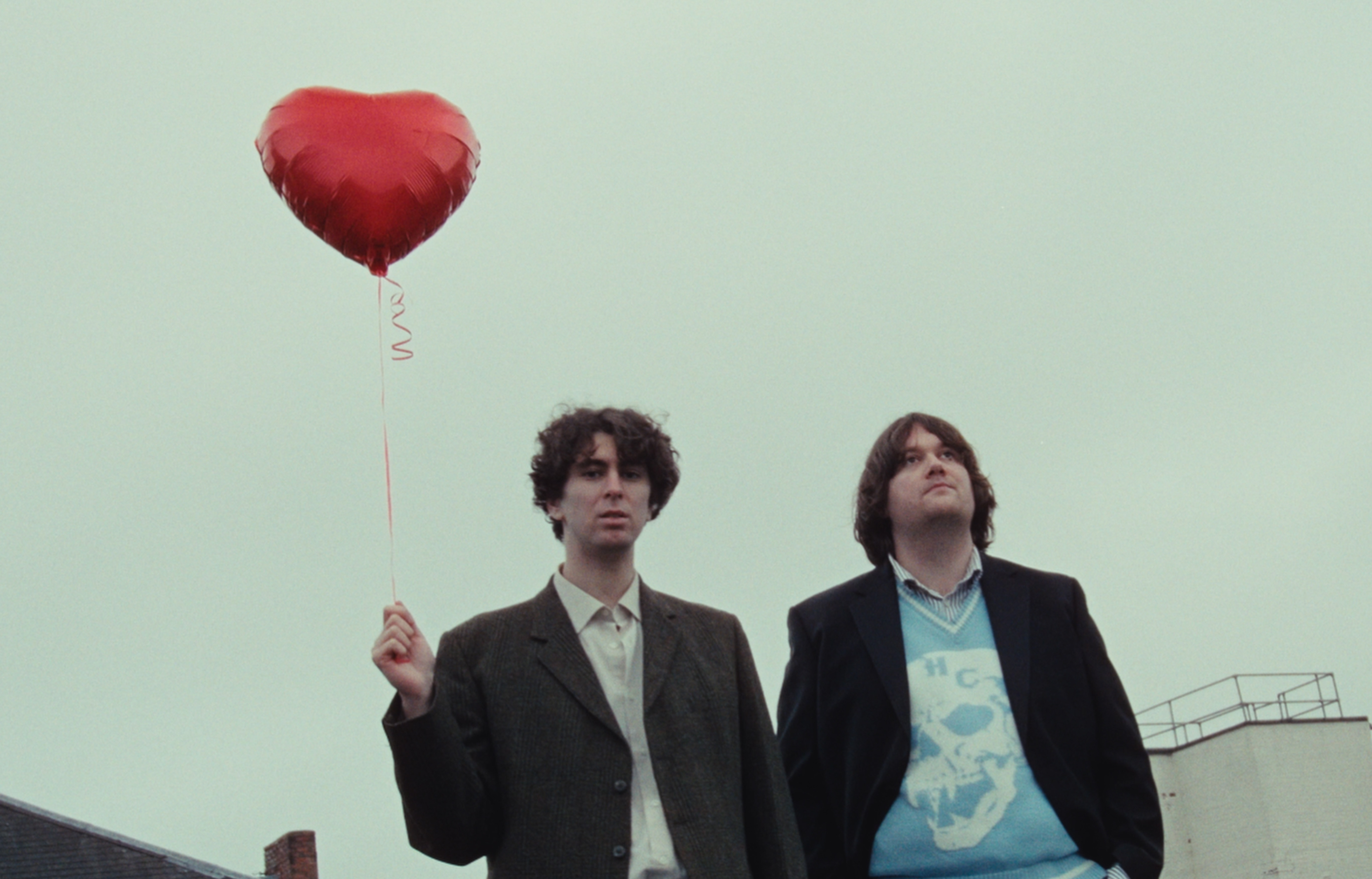 “Love”: Soma Please entrega uma delicada e intensa declaração de amor no novo single