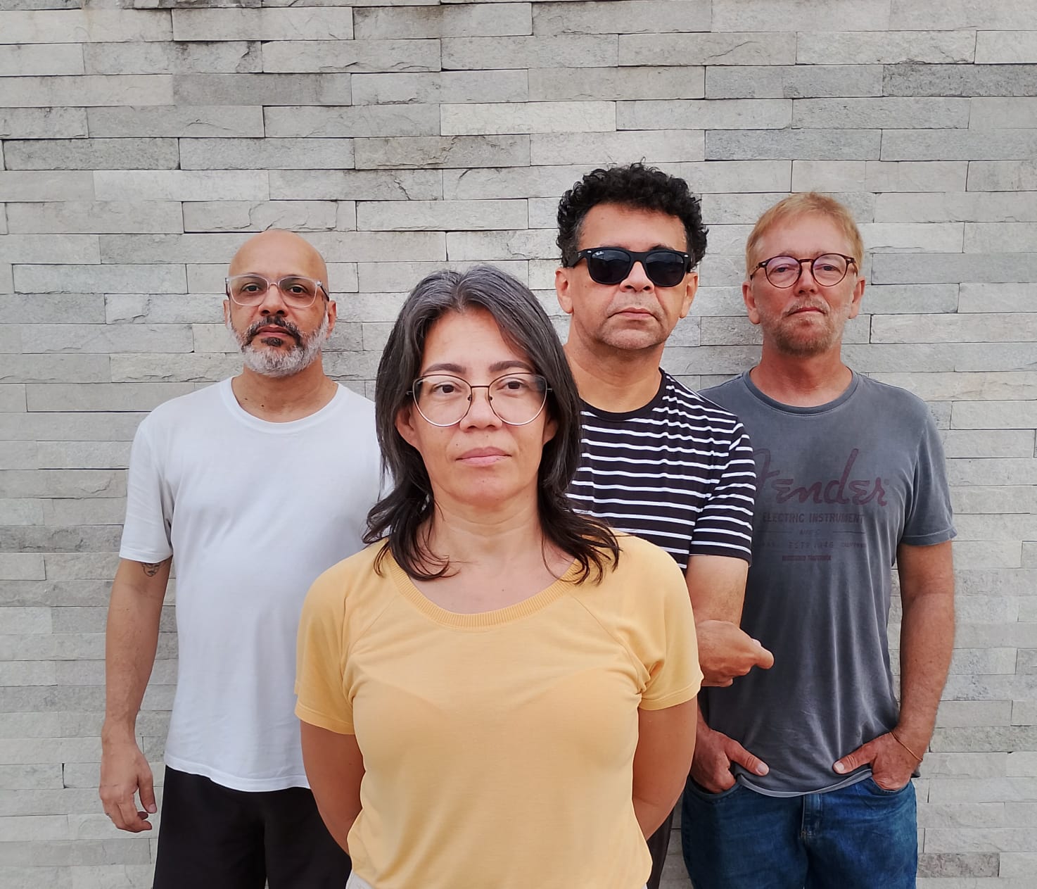 Thee Automatics transformam trajetória em força em “Lapse and Collapse”