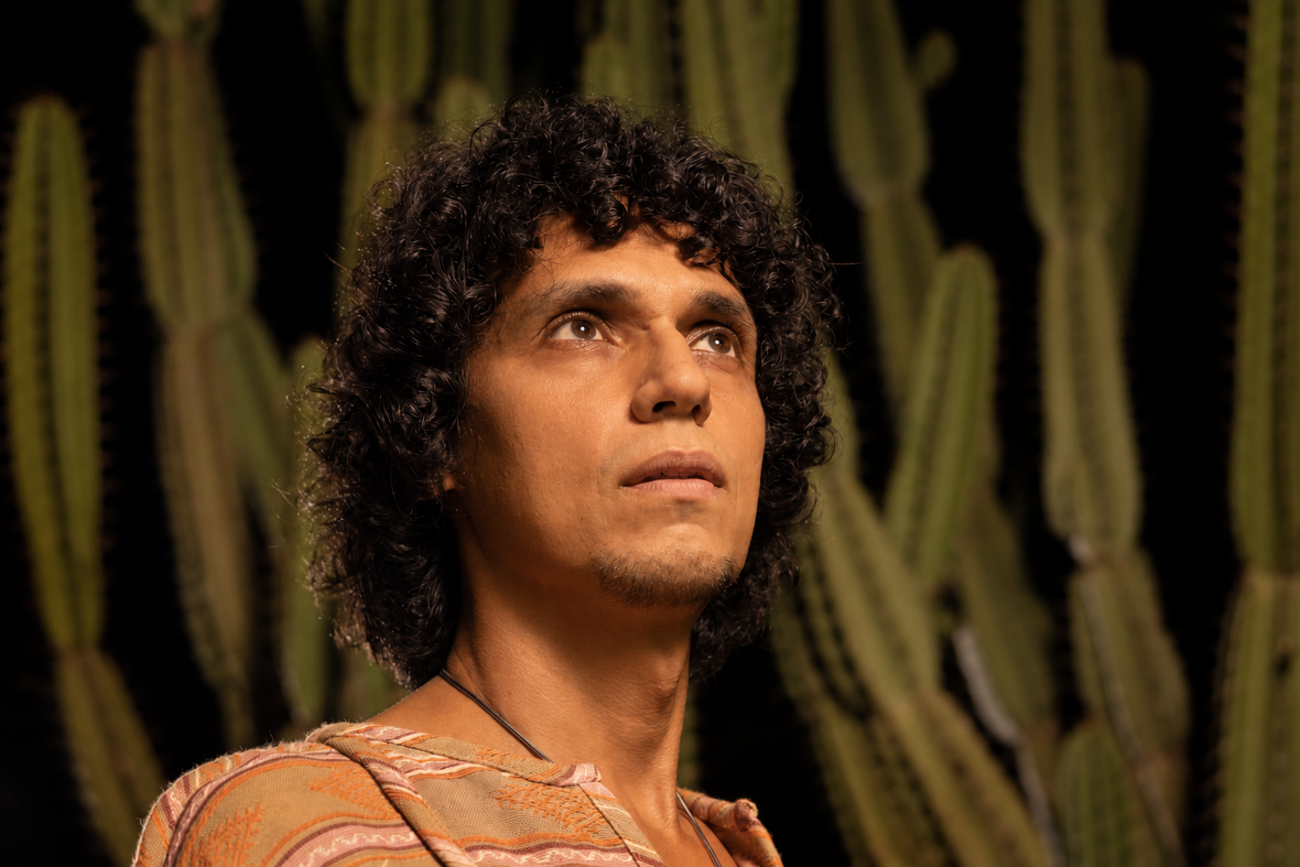 Luno transforma Sergipe, psicodelia e espiritualidade em um dos álbuns mais bonitos de 2026 com “Mantracaru”